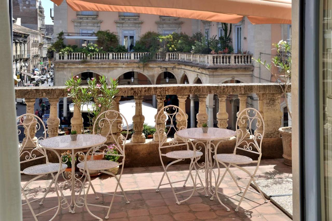 Bellini Inn Deluxe Aeroporto di Catania Fontana Rossa Esterno foto